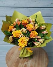 Букет цветов из:  Альстромерии и Розы в Горный Тульская область