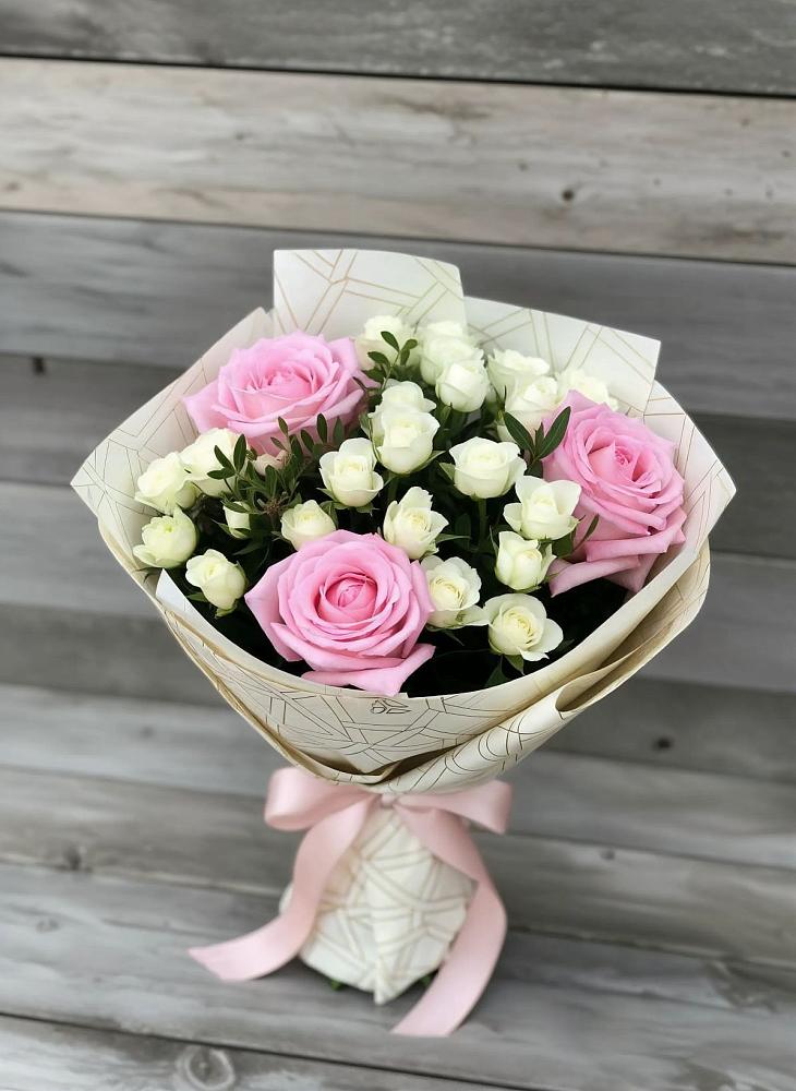 Букет цветов из: Розы в Горный Тульская область