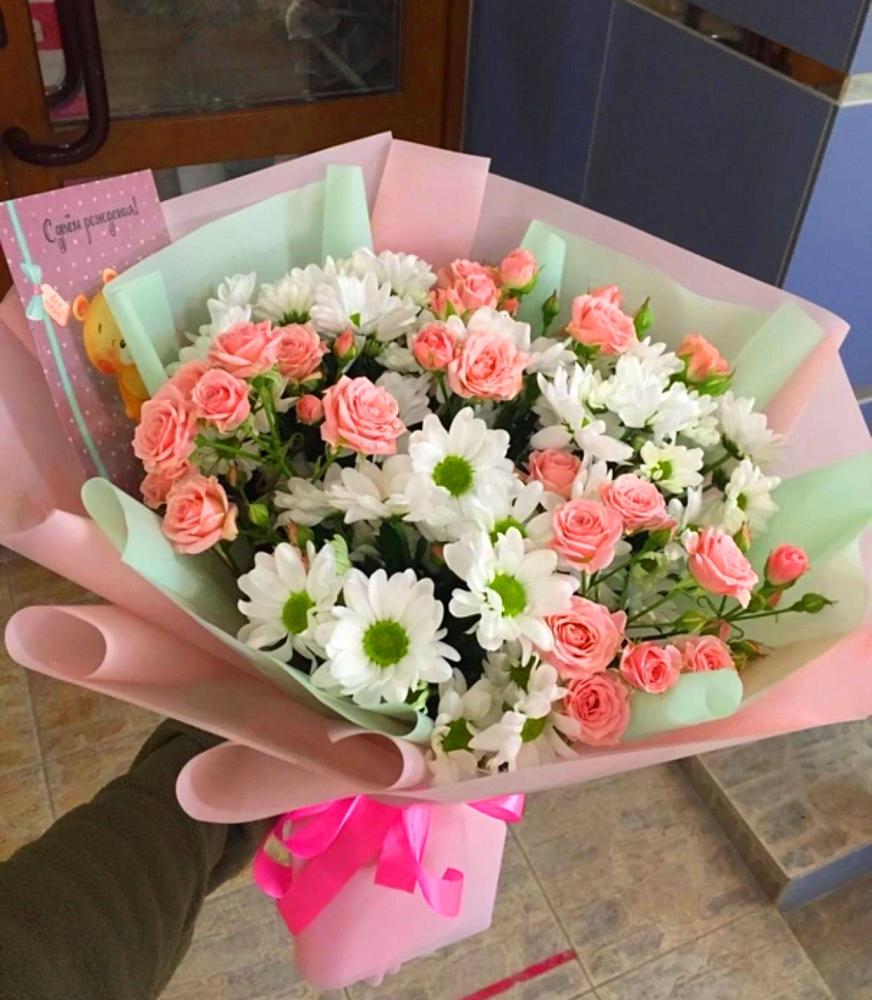 Букет цветов из: Розы и Хризантемы в Горный Тульская область