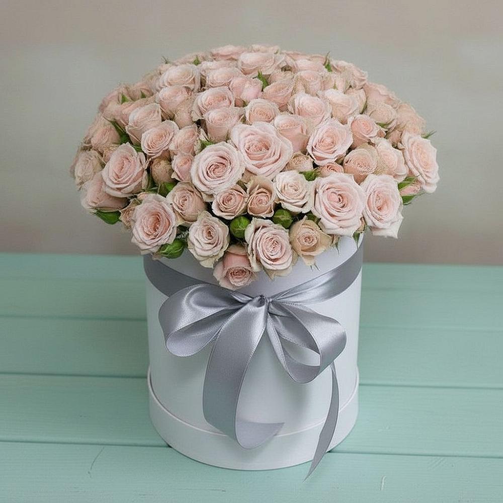 Цветочная композиция из Розы в шляпной коробке в Горный Тульская область